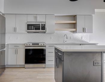 Stand-alone large kitchen islands with dining for five*